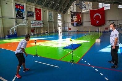 KBÜ'de, Covid-19 Önlemleri Altında BESYO Özel Yetenek Sınavı Başladı