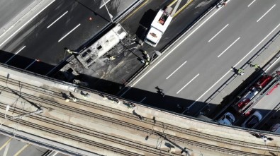 Metrobüs Yandı, E-5'Te Trafik Durdu