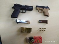 Buzdolabından Silah Çıktı