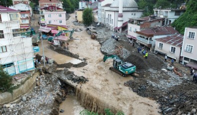 Bakan Karaismailoğlu'ndan 'Giresun' açıklaması: O faturalar ertelenecek...