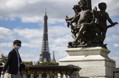 Paris’te flaş korona kararı...