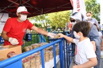 Fatih Belediyesi 15 Bin Kap Aşure Dağıttı