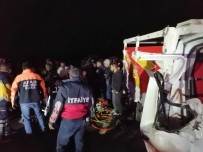 Kars'ta Trafik Kazası Açıklaması 2 Yaralı
