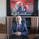 Korona Virüsü Tedavisi Gören Şube Müdürü, Kalp Krizi Geçirip Öldü