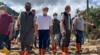 Tarım Ve Orman Bakanı Bekir Pakdemirli Selden Zarar Gören Espiye İlçesi Ericek Köyünde İncelemelerde Bulundu Haberi