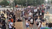 ABD'de 'Dizinizi Boynumuzdan Çekin' Temalı Protesto