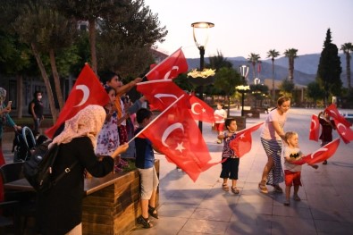 Antalya'da 30 Ağustos Coşkusu Devam Ediyor