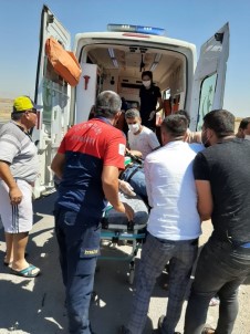 Mardin'de Tır Şarampole Uçtu Açıklaması1 Yaralı