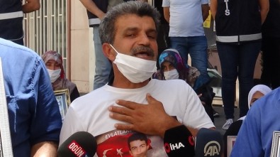 HDP'lilerin Evlat Nöbetindeki Anne Ve Babaları Tehdit Ettiği İddiası