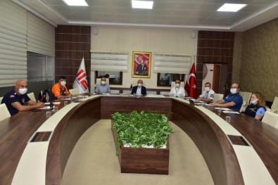 Manisa'daki Orman Yangını Tek Noktada Devam Ediyor