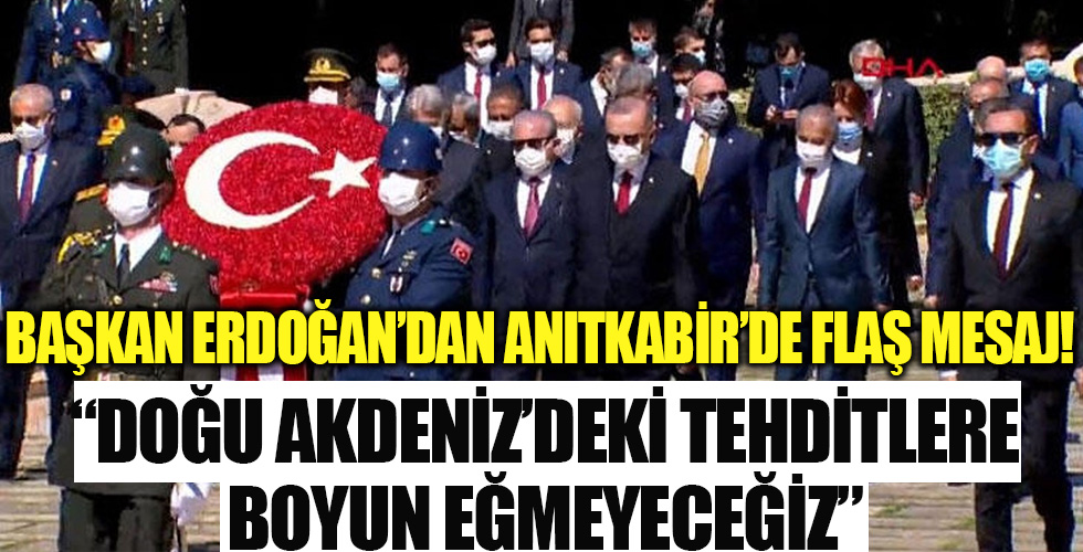 Devletin zirvesi Anıtkabir'de!