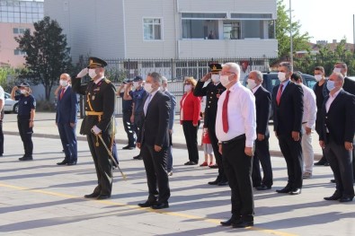 Ergene'de Çelenk Sunma Töreni Düzenlendi