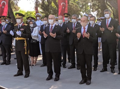 İzmir'de 30 Ağustos Zafer Bayramı'nda Şehitler Unutulmadı