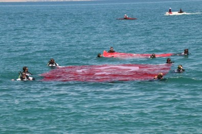 Van Gölü'nde Mavi Vatan Vurgusu