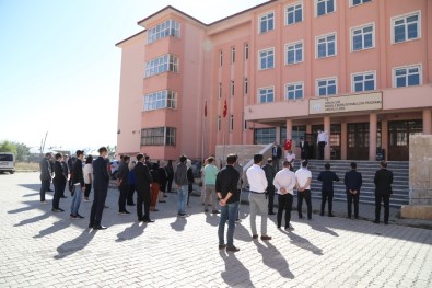 Başkale'de İlk Ders Zili Çaldı