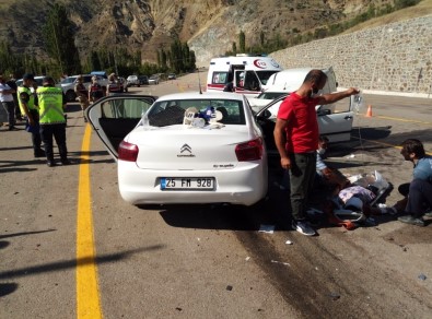 İspir'de Feci Kaza Açıklaması 7 Yaralı