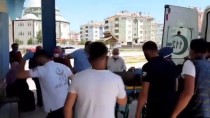 Sivas'ta Traktörün Altında Kalan Sürücü Yaralandı Haberi