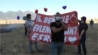 Korona Virüs Tedavisi Gören Genç Kıza Hastanede Sürpriz Evlilik Teklifi