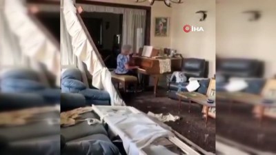 Lübnanlı Kadın Patlamada Hasar Gören Evinde Piyano Çaldı