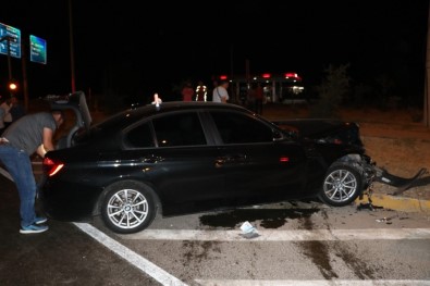 Burdur'da Trafik Kazası Açıklaması 3 Yaralı