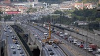 HALIÇ KÖPRÜSÜ - Haliç Köprüsü'ndeki çalışmalar trafiği kilitledi