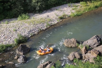 Melet Irmağı'nda Rafting Turu