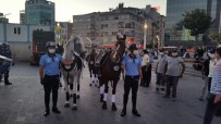 İstiklal Caddesi'nde Zabıta Teşkilatı'ndan Yıldönümü Töreni Öncesi Atlı Prova
