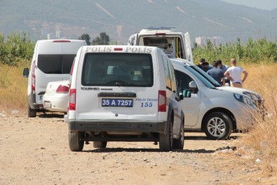 İzmir'de Şüpheli Ölüm Açıklaması Aracının Yanında Ölü Bulundu