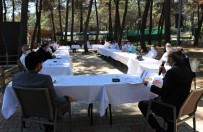 Sultanbeyli'de Salgın Denetim Merkezi Ve Filyasyon Çalışmaları Değerlendirildi