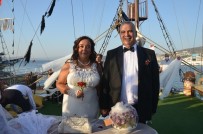 29 Yıl Sonra Birbirlerine Kuşadası'nda Kavuştular