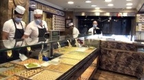 Eminönü'nde Kurallara Uymayan Restoran Sahibi Uyarıldı Haberi