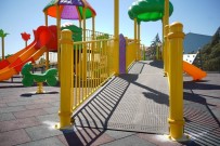 Ayvalık'ın Çeşitli Semtlerinde Yedi Yeni Park Yapıldı, Üçü De Tepeden Tırnağa Yenilendi