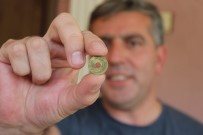 Dededen Kalma Para Koleksiyonuna Gözü Gibi Bakıyor