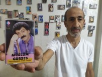 Nostalji Kasetler, İş Yerine Hem Sergi Hem De Dekor Oldu