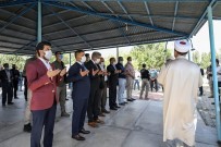 Afyonkarahisar'da Öldürülen Genç Van'da Toprağa Verildi