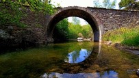 Tarihi Köprünün Çevresi Güzelleşti Haberi