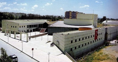 Üç Yıldır Tadilat Bekleyen Tarsus 75. Yıl Kültür Merkezi, Yeniden Hizmete Açılacak