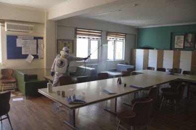 Kartal Belediyesi Temizlik Ekipleri Okul İle İlk Kez Tanışacak Minikler İçin Harekete Geçti