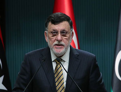 Serrac'tan yeni hükümet açıklaması!