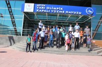 Artvin'de Trabzonspor Futbol Okulu Öğrencileri Yüzme Öğreniyor Haberi