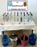 Balıkesir'de 150 Litre Kaçak İçki Ele Geçirildi