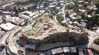 Bitlis Kalesi'nde Bizans Ve Osmanlı Dönemine Ait Bulgular Bulundu