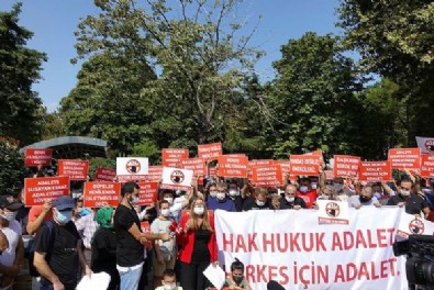 CHP'li İBB önünde protesto! Vatandaş zamlara isyan etti