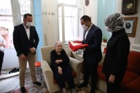 Evini Yunan Vakfına Satmayan Mihriye Yalazı'ya Ülkü Ocaklarından Türk Bayrağı