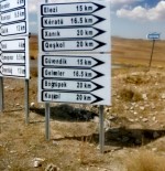 Başkale'nin Yön Tanıtım Tabelaları Yenilendi