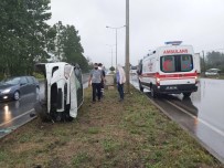 Samsun'da Kontrolü Kaybeden Sürücü Refüje Çıktı Haberi
