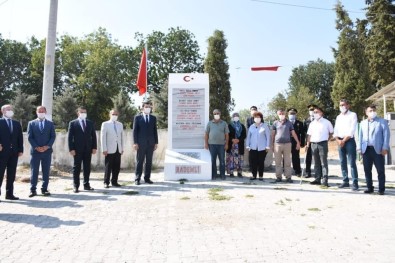 Bigadiç'te Çanakkale Şehitleri Anıtı Açıldı