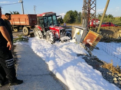Elektrik Trafosuna Çarpan Traktör Alev Aldı Açıklaması 1 Yaralı
