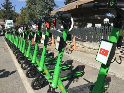 12 Ülke Konsolosu Elektrikli Scooter İle Zeytinburnu'nu Gezdi