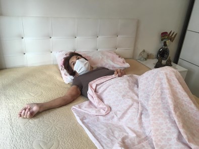 Çekicinin Kaldırdığı Araçtan Düştü, Yatağa Bağımlı Kaldı